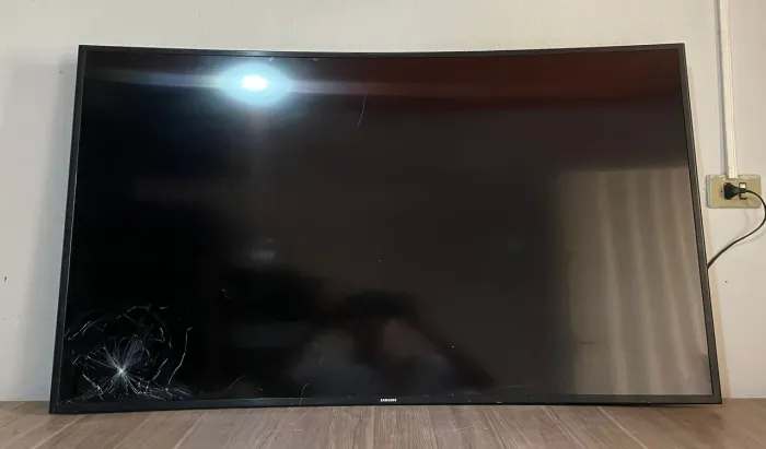 Tv Samsung 55 Curved Un55mu6300 Uhd 4k DEFEITO TELA QUEBRADA