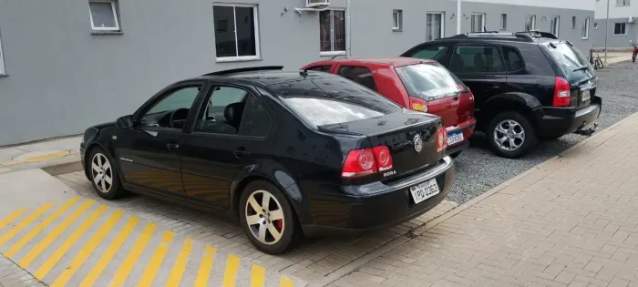 Volkswagen Bora 2.0/ 2.0 Flex 8V Aut. 2009