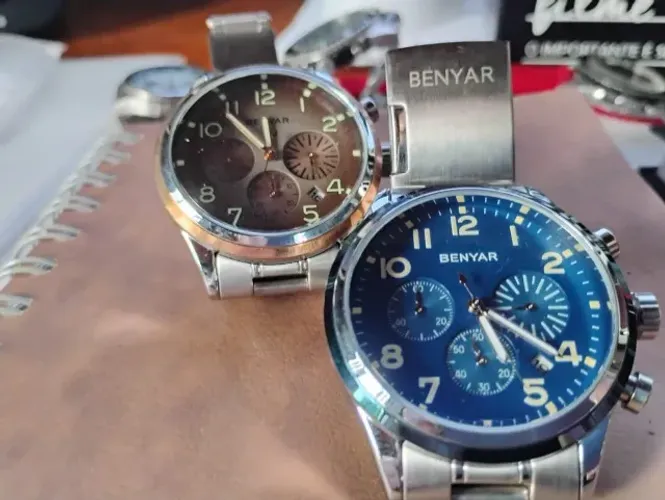 Dois relógios Benyar Chrono novos a quartz. OFERTA.