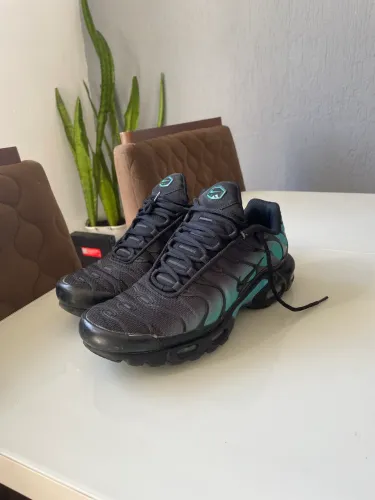 Nike tn