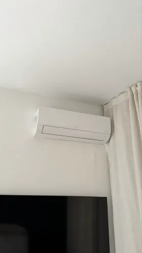 Ar invert split 9000 btu consul
