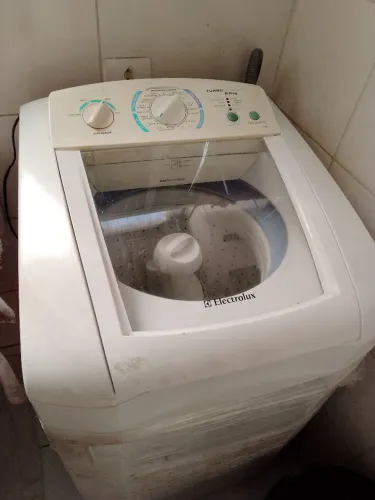 Máquina de lavar eletrolux