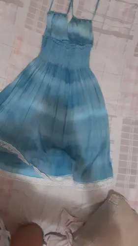 Vendo vestido. Serve para grávidas também.