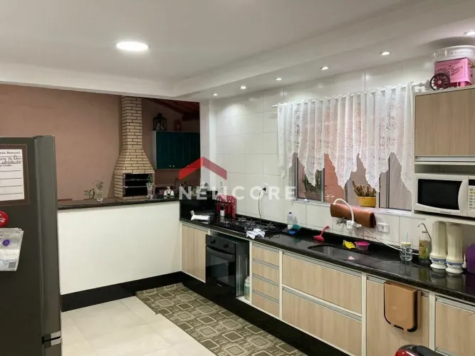 Casa em Avenida Jaguaribe - Jaguaribe - Osasco/SP