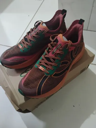 TENIS OLYMPIKUS NOVO NA CAIXA