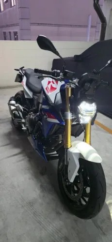 BMW F 900 R SPORT PLUS