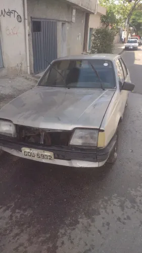 Chevrolet Monza GL 1.8 Efi/ SL/ L/ 650/barc. 2e4p (álcool) 1995