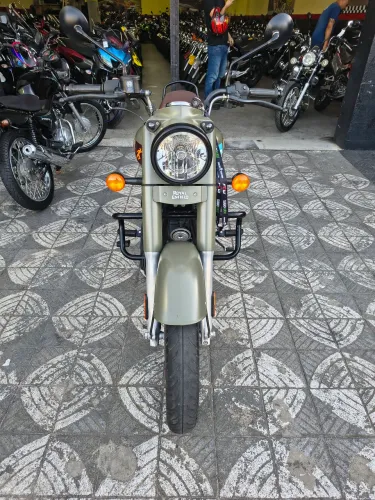ROYAL ENFIELD CLASSIC 350 2023