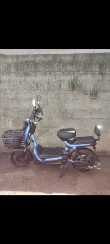 Vende-se bicicleta elétrica