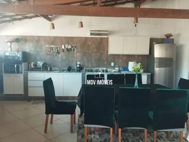 Casa 3 Andares com 3 Vagas de Garagem Não Financia | Estuda Permuta