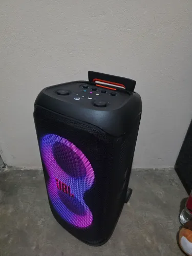 JBL partybox 320 stage