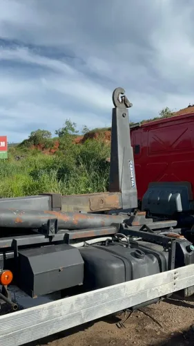 Roll-on Roll-off Implemento 