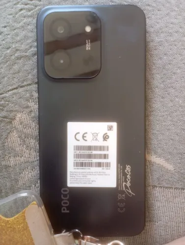 Celular pococ 85