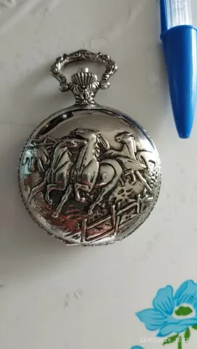 Relógio de bolso made in Japan