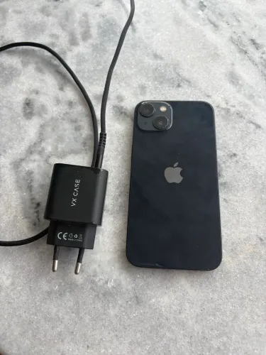 Iphone 13 com cabo VX case carregador