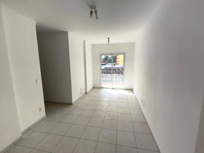 Locação de Apartamentos / Padrão na cidade de Araraquara