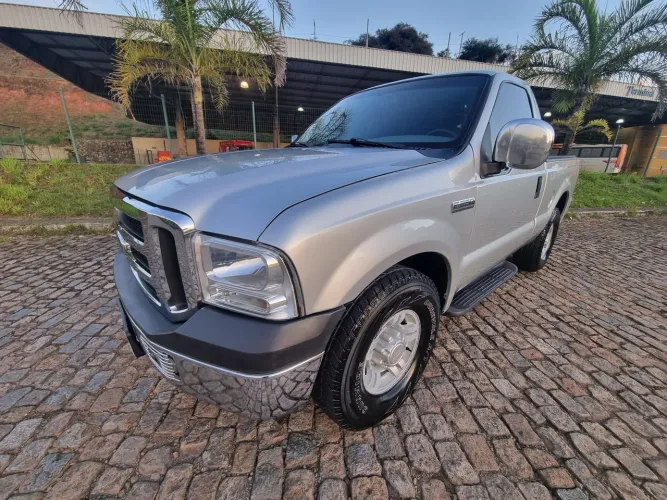 Ford F-250 XLT 3.9 4X2 Diesel TB 2008