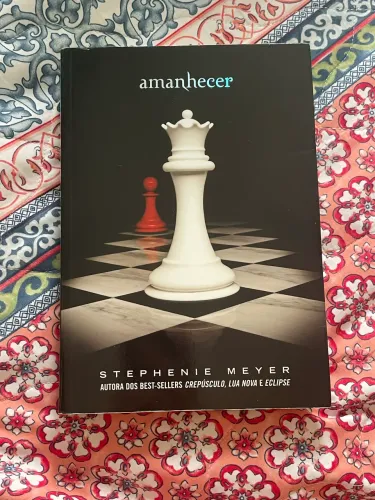 LIVRO AMANHECER - CREPÚSCULO