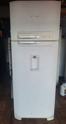Vendo geladeira