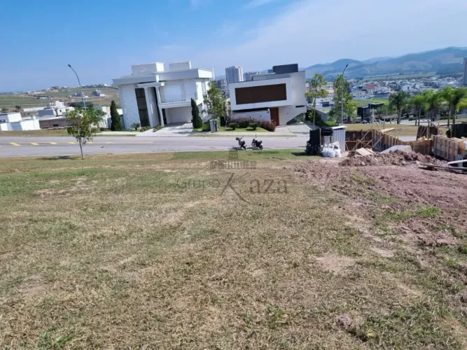 Oportunidade - Terreno - Urbanova - Condomínio Residencial Alphaville I - 547,56m².