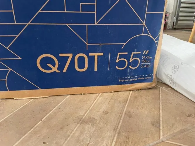 Tv 4k QLED para retirada de peças 