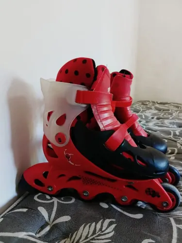 Patines + kit de proteção 35/36 seminovos