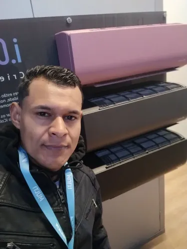 Ar condicionado split com instalação padrão de fábrica