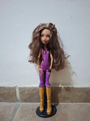 Clawdeen Wolf Music Festival