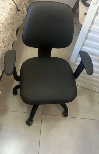 CADEIRA COM 4 TIPO DE REGULAGEM