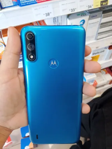 Moto e