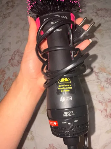 Escova secadora bivolt