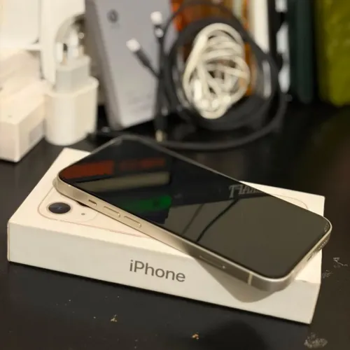 iPhone 13