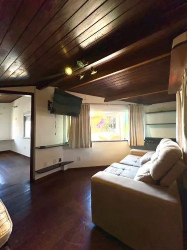 Duplex capim macio, excelente localização. LEIA DESCRIÇÃO, corretores não enviem msg