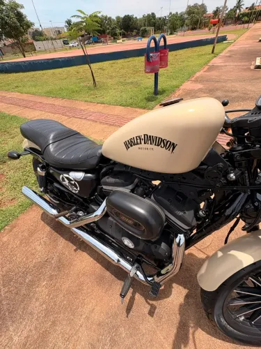 Harley-Davidson XL 883n Iron 2014
