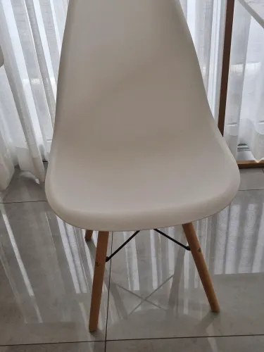 2 Cadeiras EAMES