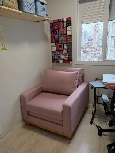 Poltrona Cama Rosa em Linho 