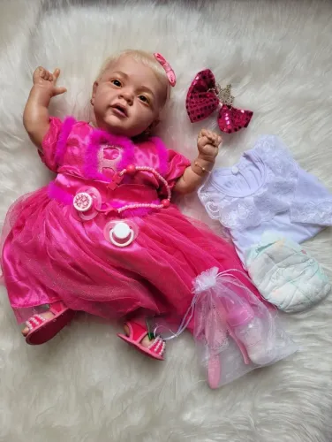 Bebê reborn loira