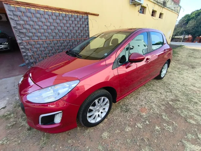 Peugeot 308 Allure 1.6 Flex 16V 5P Mec. 2013