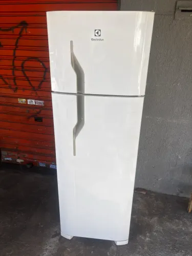 Geladeira Electrolux Duplex 370L