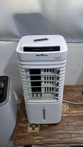 climatizador Britânia BCLO5A 127v
