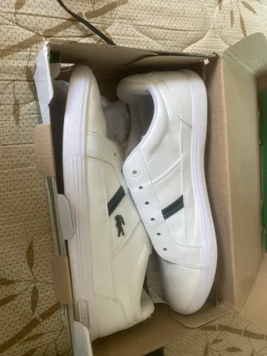 Tênis Lacoste num 40