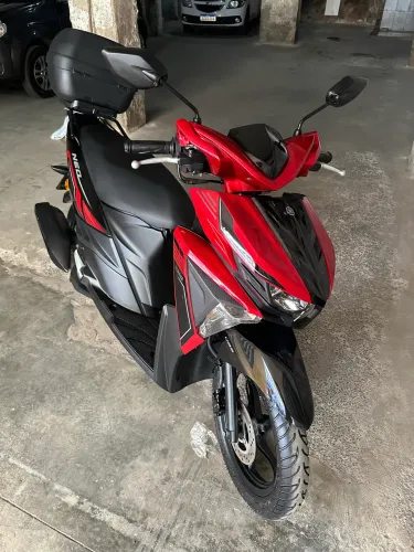 Vendo -Yamaha Neo automática