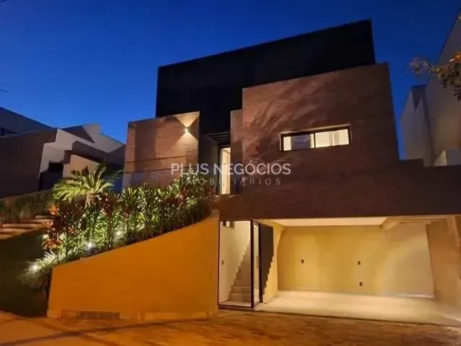 Luxuosa Casa Semi-Mobiliada no Residencial Cyrela Landscape - 317m², 4 Suítes, Piscina, Es
