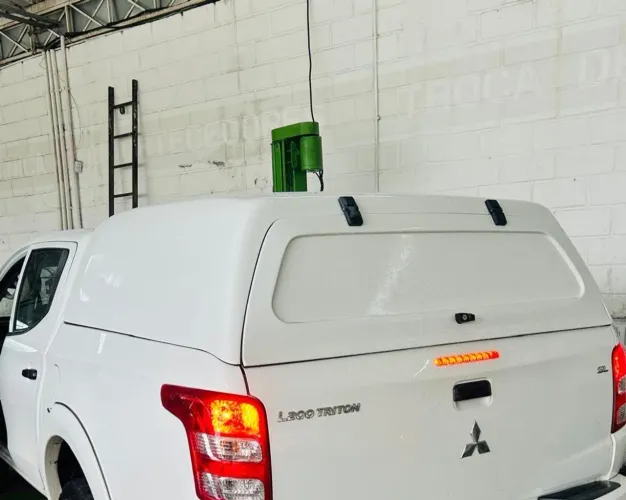Capota de fibra l200 pra vender rápido 