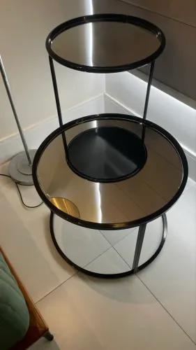 Conjunto de mesa lateral preta e vidro