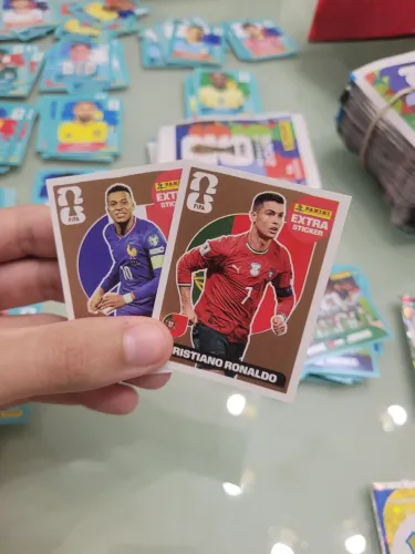 Kylian Mbappé e Cristiano Ronaldo (CR7) Legends - Vendo.