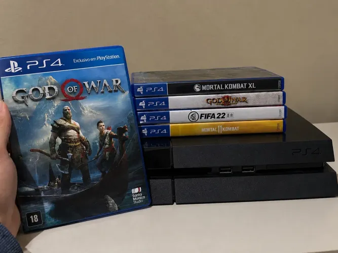 Ps4 + 6 MÍDIAS FÍSICAS + 1 Controle