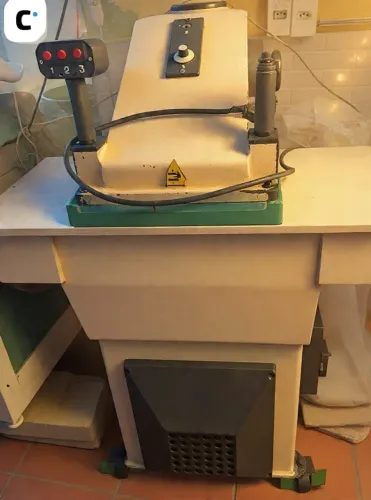 Máquina Hidráulica pára corte várias matérias