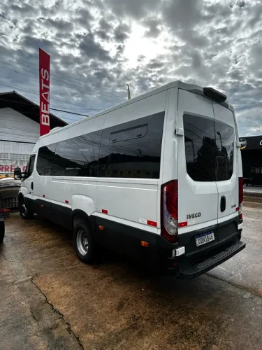 Iveco Daily Minibus 50-180 Fretam.(diesel)(e6) 2024