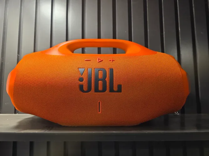 Bombox 4